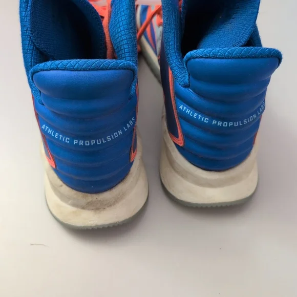 APL Techloom Takeoff Blue and Orange Athletic Shoes Men 8.5 / Woman 10 APL Techloom Takeoff Blue and Orange Athletic Shoes Men 8.5  main image 2